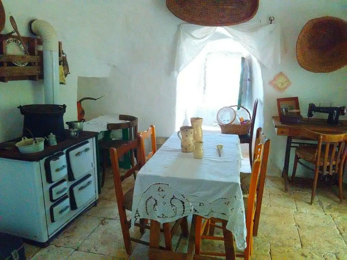 Casa Tra I Trulli Villa Martina Franca Exterior photo
